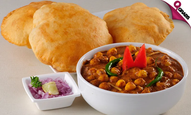 Street Food at your Fingertips!